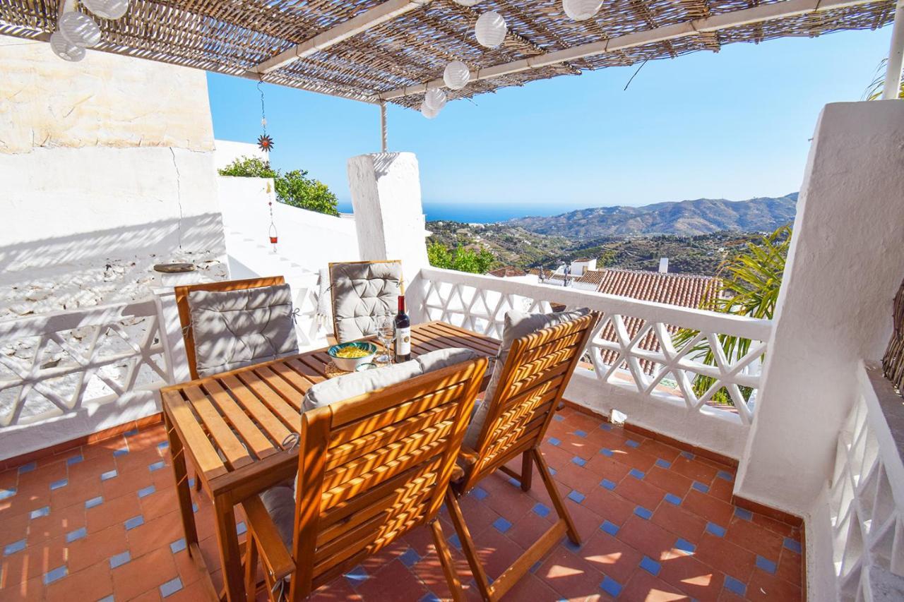 Casa Jazmin, Frigiliana Traditional Townhouse With Great Views Hansonholiday Rentals Kültér fotó